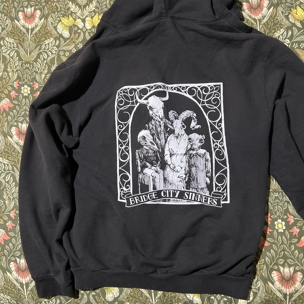 Bridge city sinners – zip up hoodie